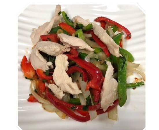 108-Poulet sauté à la Thaï / Thaï Chicken sauteed 泰式雞片/ Gà xào kiểu Thái